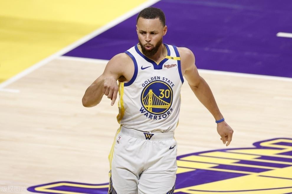 开云官方入口-包含勇士负湖人，沃克砍下全场最高得分难救主的词条